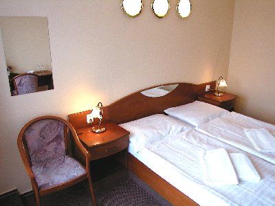 Hotel U Hvezdy Прага Екстериор снимка